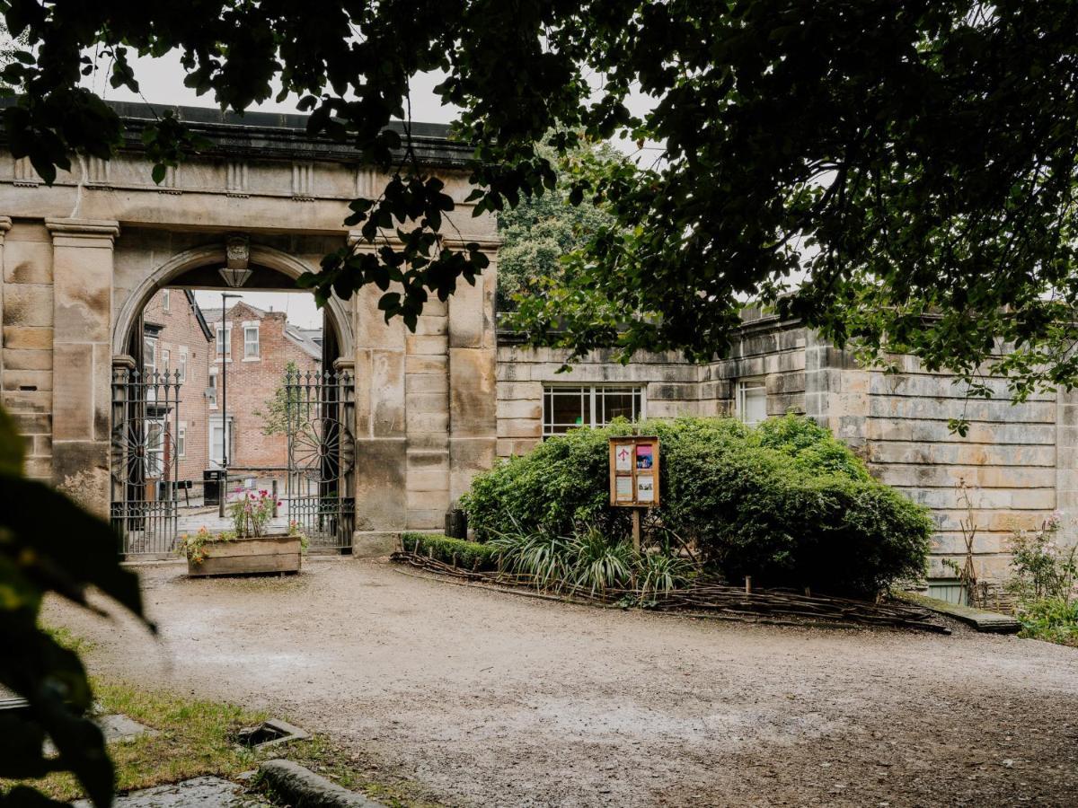 Beautiful Grade II Listed Gatehouse In Great Location Villa Sheffield Exterior photo